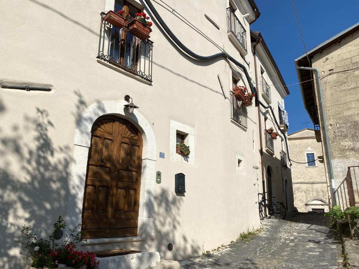 Visione Via Peltuino 19 Apartment Prata d'Ansidonia Exterior photo